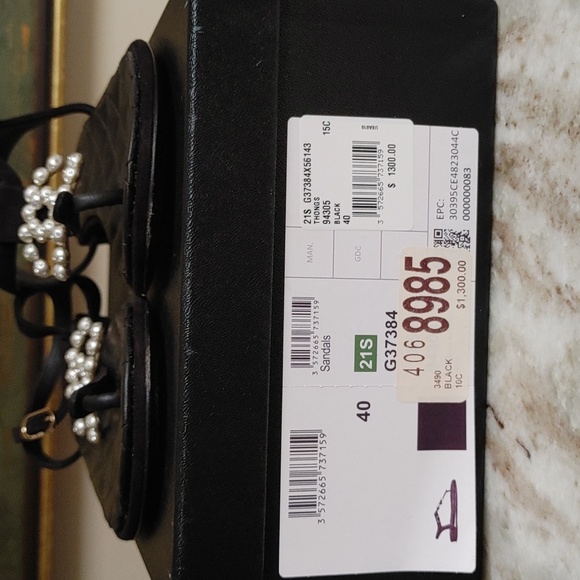 CHANEL Thongs Black Interlocking C Size 40 - Picture 12 of 15